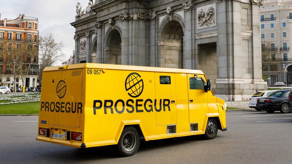 La empresa reconoce que corta las comunicaciones para evitar la propagación del virus
